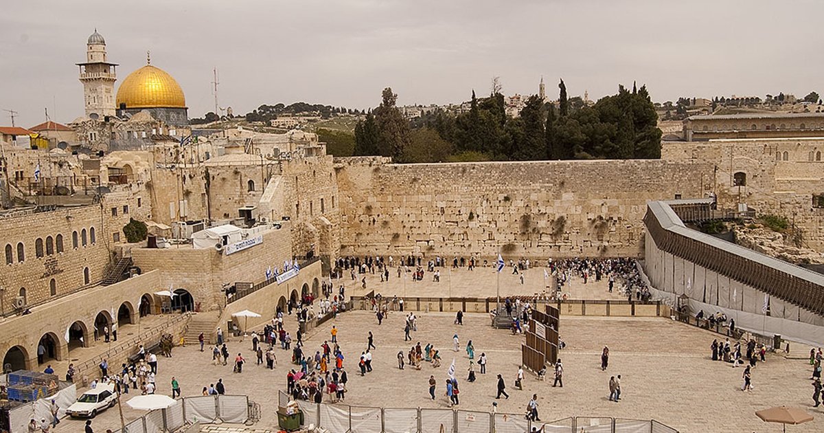Rune reiseleder til Israel i påske - Troens Bevis Magasin