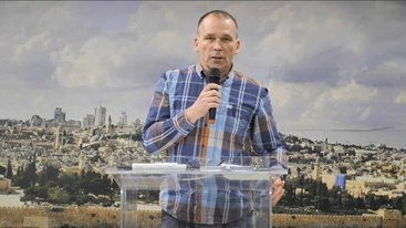 Russiske Oleg fikk to måneder igjen å leve: Driver rehabilitering av narkomane i Jerusalem Russiske Oleg fikk to måneder igjen å leve: Driver rehabilitering av narkomane i Jerusalem