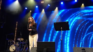 Gina Gjerme minnet oss om vårt viktigste oppdrag under Stevnet: Jesus er for alle mennesker! Gina Gjerme minnet oss om vårt viktigste oppdrag under Stevnet: Jesus er for alle mennesker!
