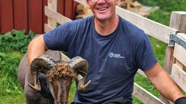 Gnisten fra Vigelands-vekkelsen antente Konrad Grimestad: Invitert som brannvakt, ble selv tent i brann! Gnisten fra Vigelands-vekkelsen antente Konrad Grimestad: Invitert som brannvakt, ble selv tent i brann!