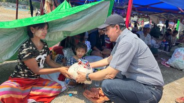 Hjelpearbeid i Myanmar: Støtter Jordskjelvofre Hjelpearbeid i Myanmar: Støtter Jordskjelvofre