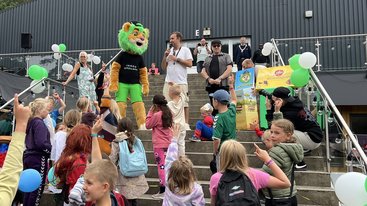 Forbereder fantastisk Planetuke for barn og unge!