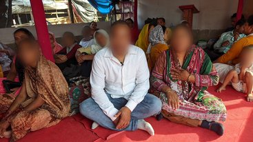 Her kommer mennesker til tro