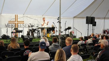 Når dagens unge med evangeliet: Ledet rundt 70-80 ungdommer til Jesus høsten 2024 Når dagens unge med evangeliet: Ledet rundt 70-80 ungdommer til Jesus høsten 2024